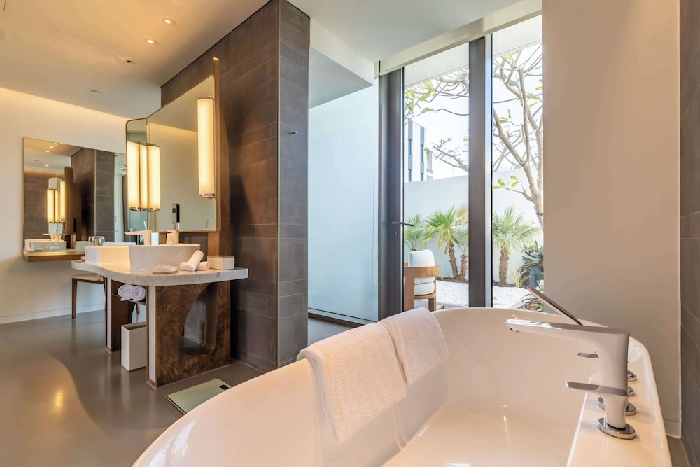 Nikki Beach Resort & Spa Dubai