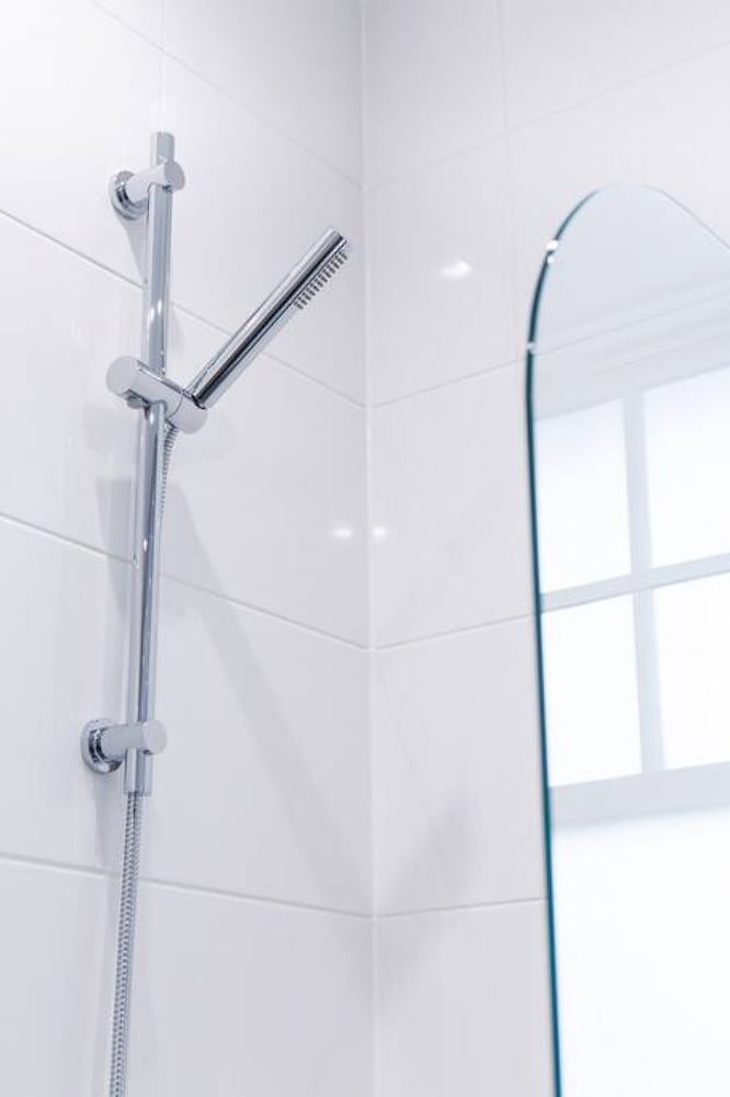 Panmure Apartment - A Glamorous Renovation view 4