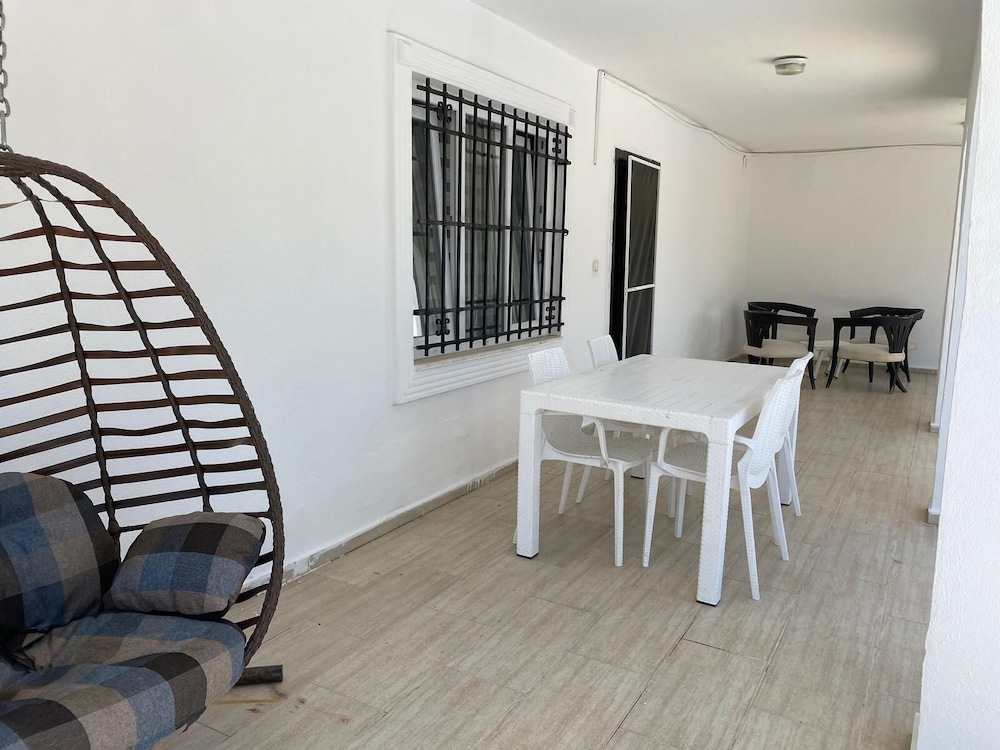 Efes Villas en Serik — balance & terrace