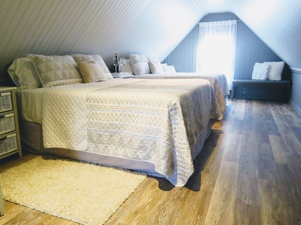 B&B Hillhouse