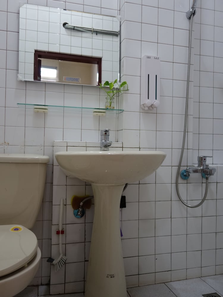 Lawa House - Hostel
