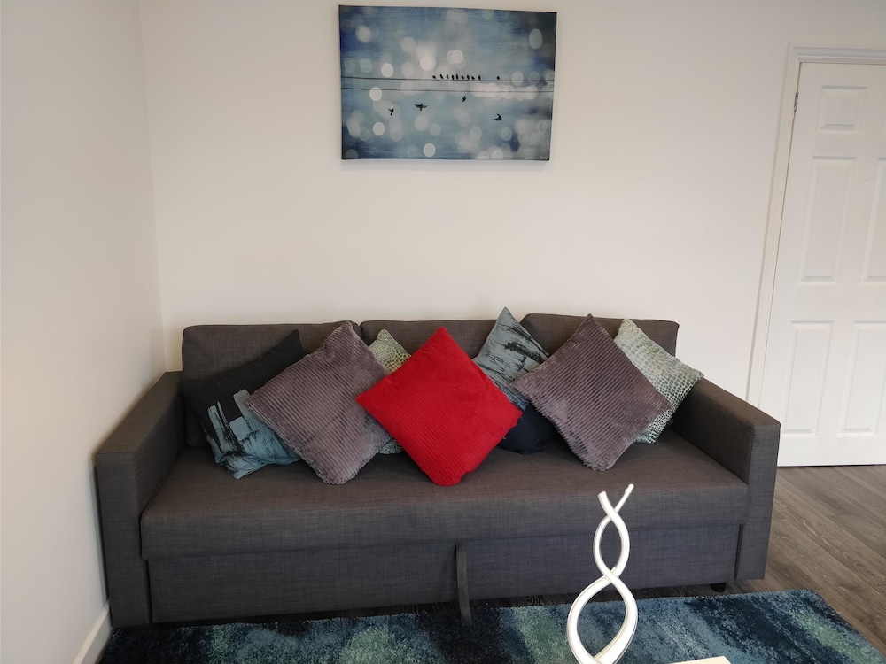 Chiltern Apartment