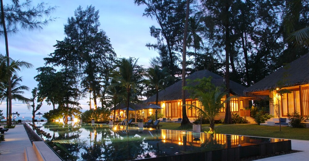 Bangsak Village - Adults Only