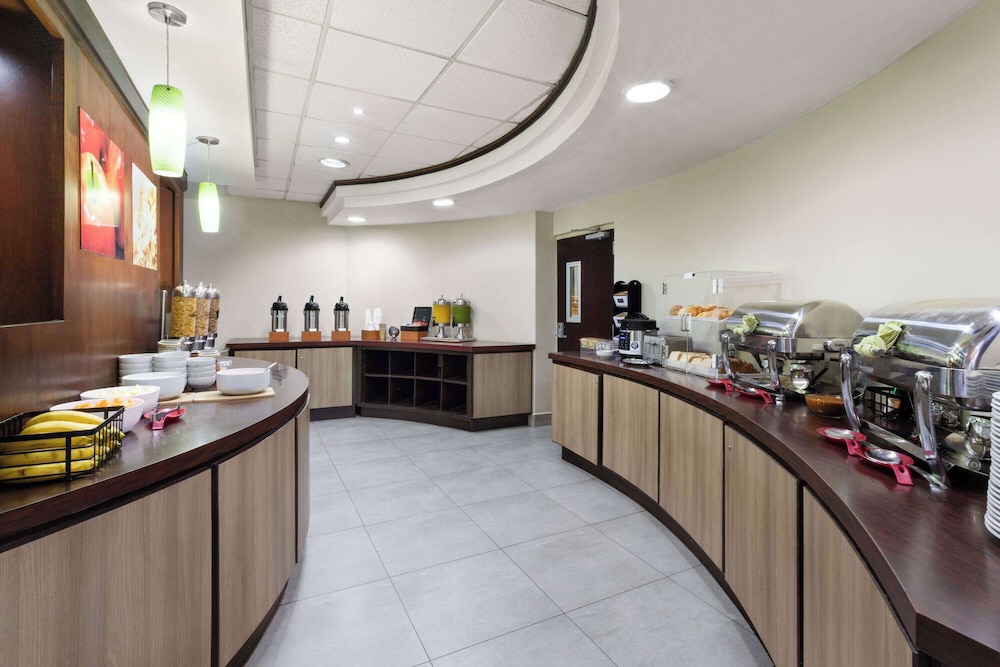Wyndham Garden Monterrey Aeropuerto - Property Image 8