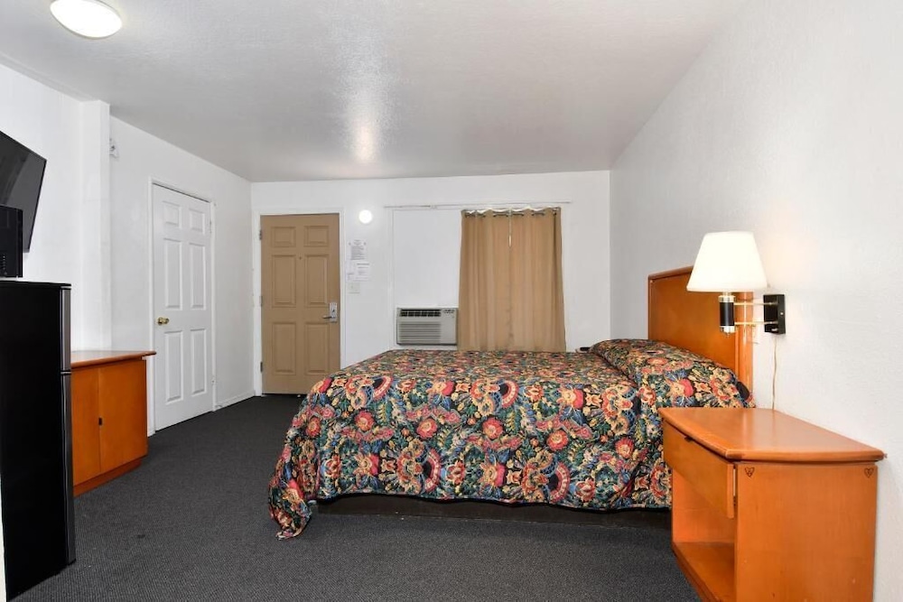 Budget Motel