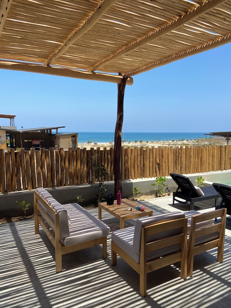 La Morada Punta Sal - Casa de playa frente al mar.