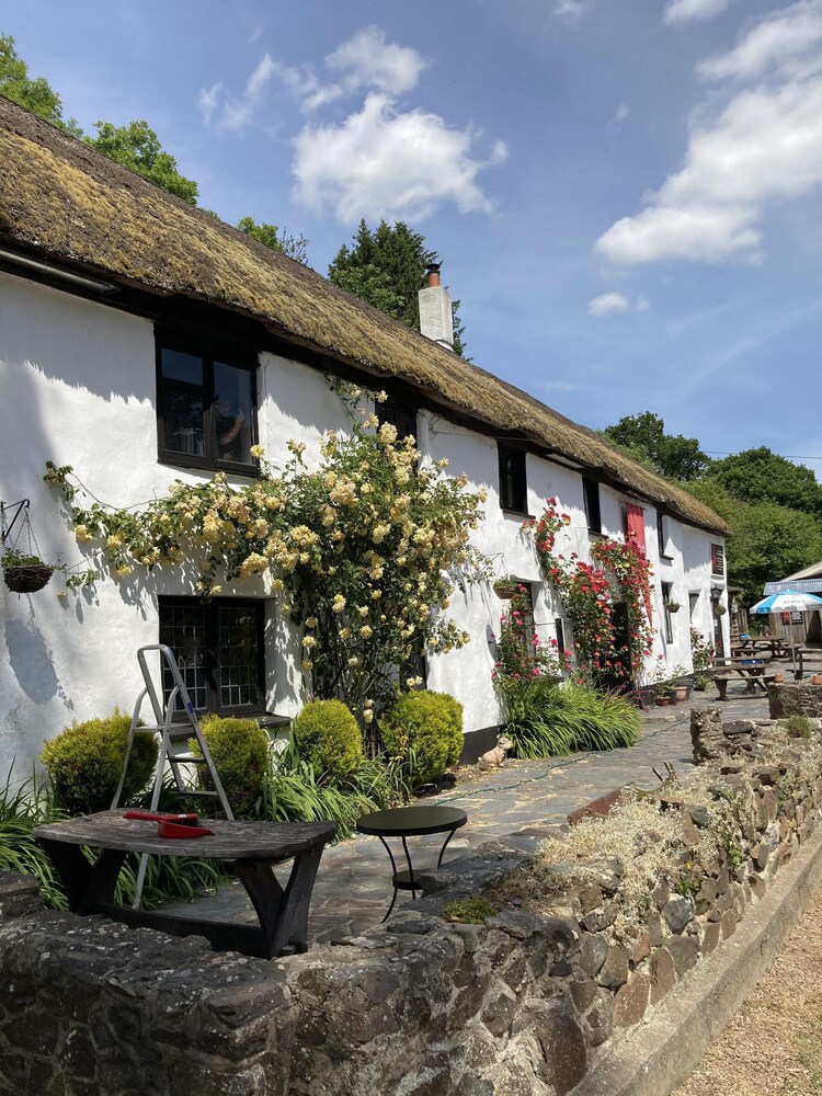 The Cridford Inn