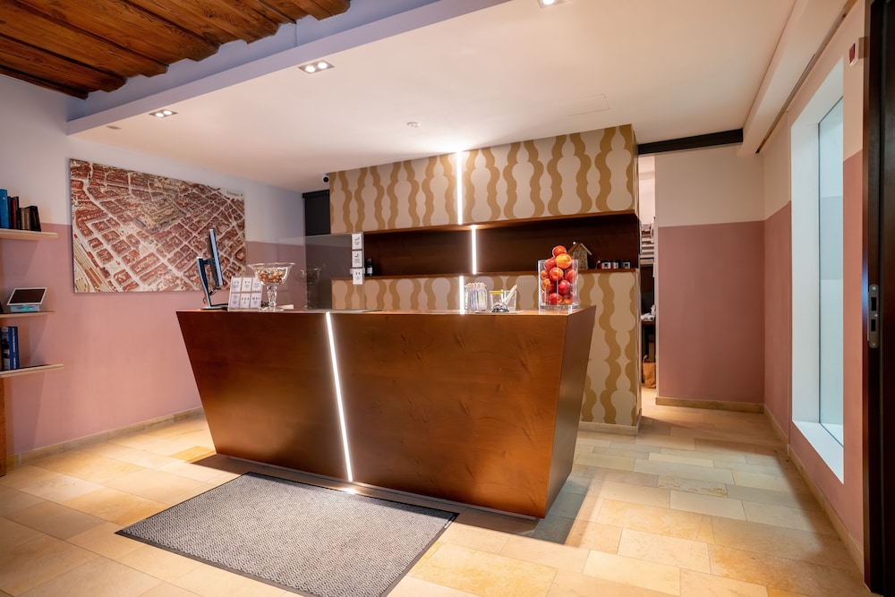 Altstadthotel Grauer Wolf - Property Image 33