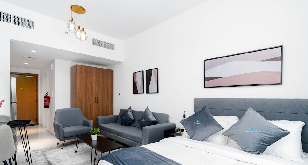 Abu Dhabi Vacations - Elegant Studio in Oasis - 4 - Property Image 9