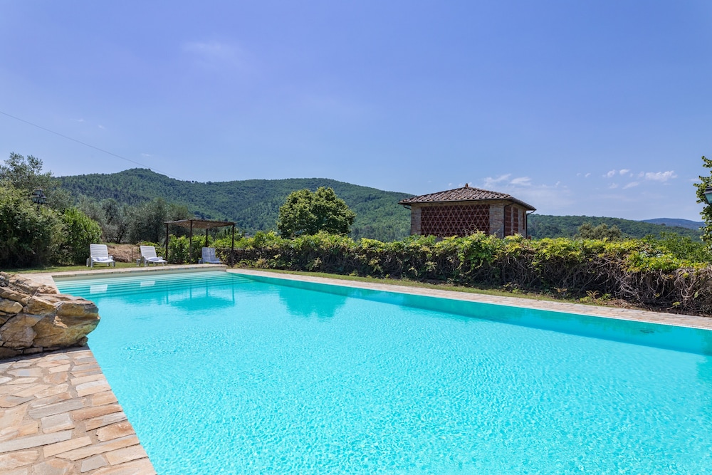 Tenuta La Pieve Casale Presciano