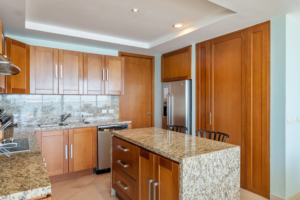 Luna Blanca 0801-2BR by Kivoya