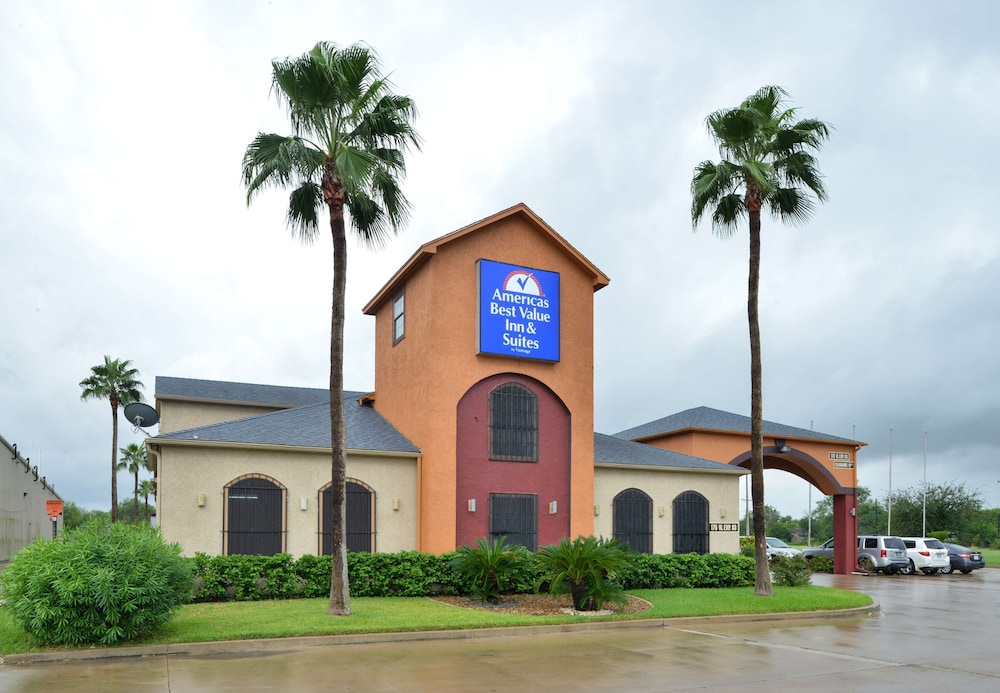 McAllen Vacations - Americas Best Value Inn  Suites San Benito - Property Image 1