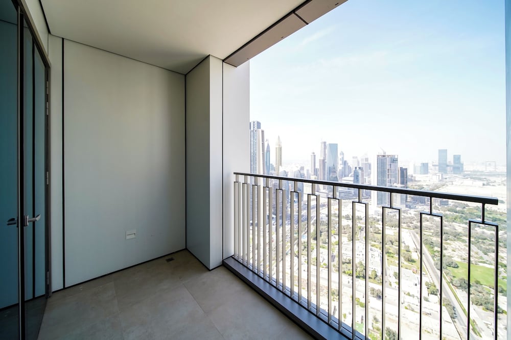 PVH - Modern Edgy 1BR - Downtown Views