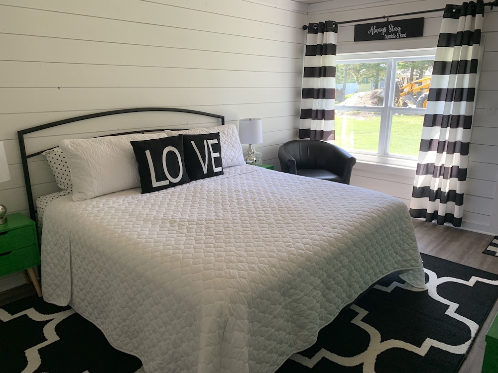 Grand Lake Resort - Property Image 18