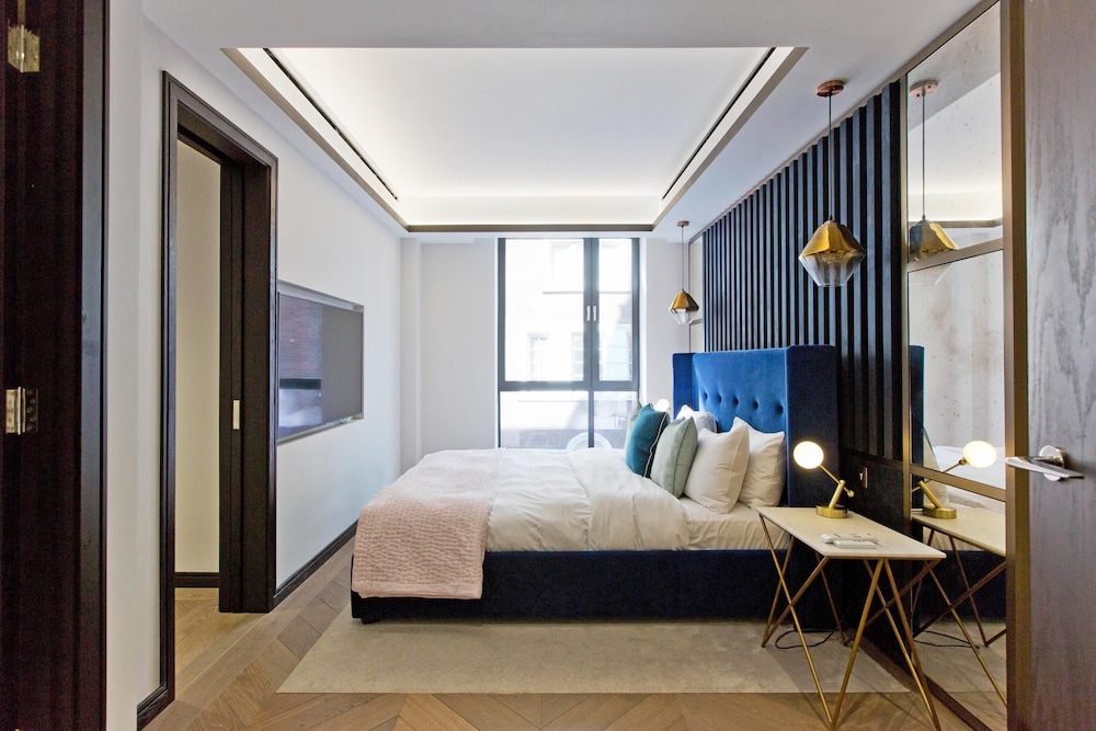 2-bed Superior Apt 208
