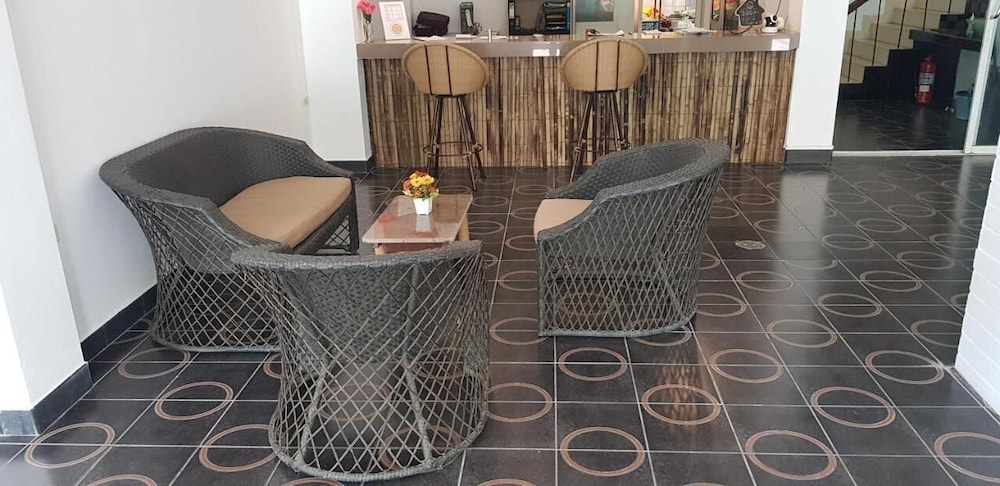 K2 Seaside Suites