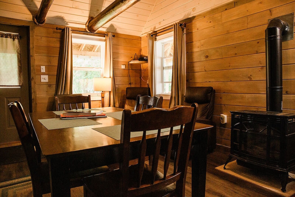 Portage Lakeside Cabins