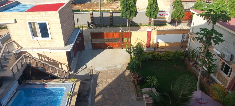 Le Mach Apartments view 4