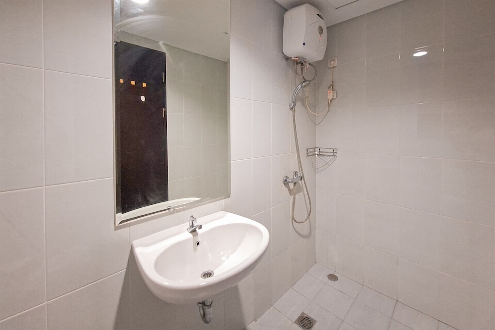 Neat Studio Apartment Near Ice Bsd At Casa De Parco