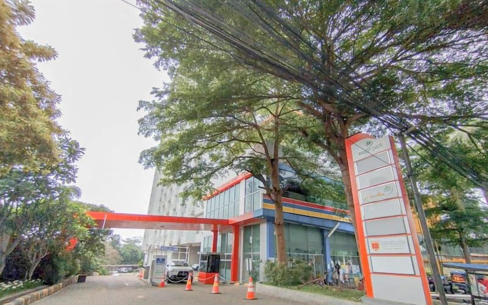 Tranquil and Comfy Studio Apartment at Easton Park Residence Jatinangor
