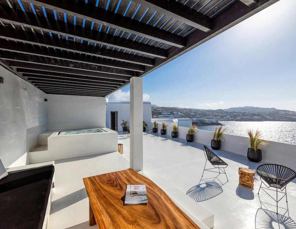 Villa With Fantastic Terrace-sea Views