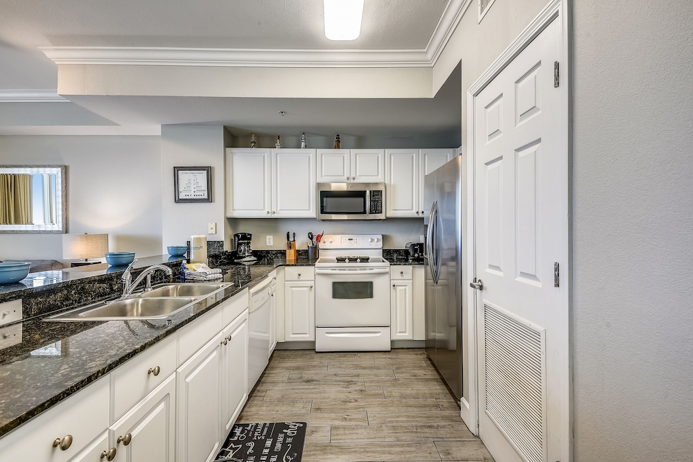 Tidewater by Book That Condo