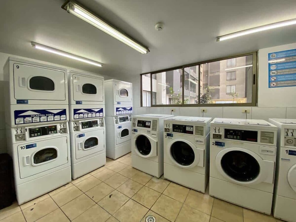 Urbano Loft Panor Mico A C Laundry Pool Wifi