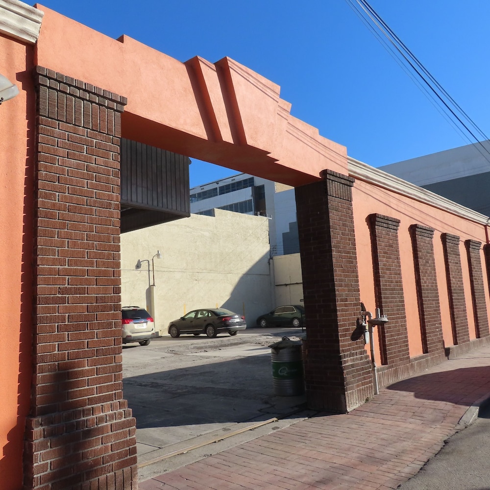Nuevo Laredo Vacations - Meson Del Rey - Property Image 9