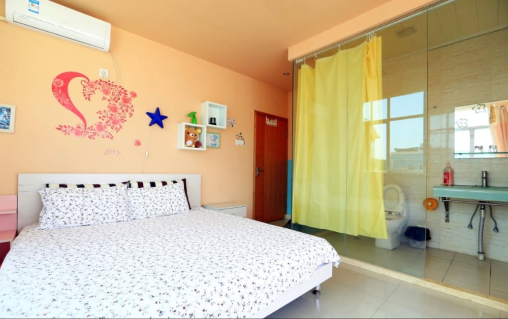 Romantic Seaside Hotel