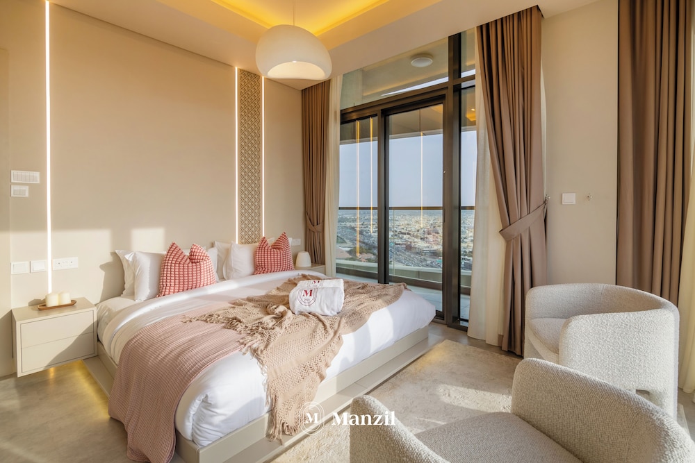 2BR Business Bay with top amenities