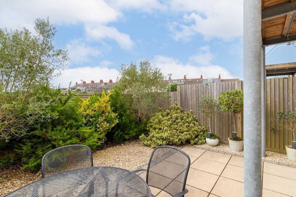 Cottage Mews - 3 Bedroom Cottage - Tenby