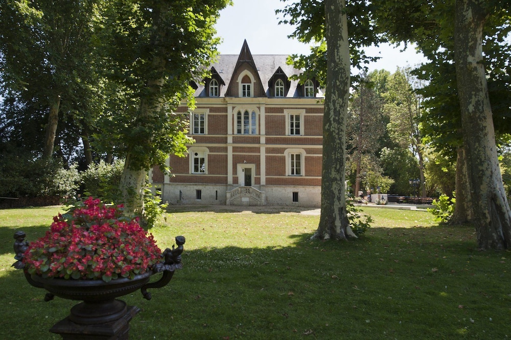 Manoir de Contres