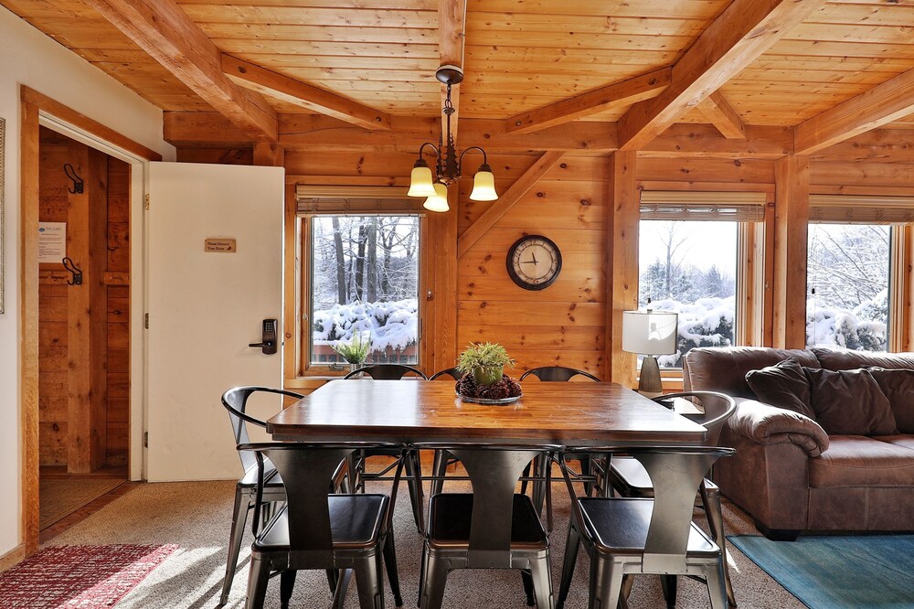 The Killington Cabin by Killington Vacation Rentals view 4