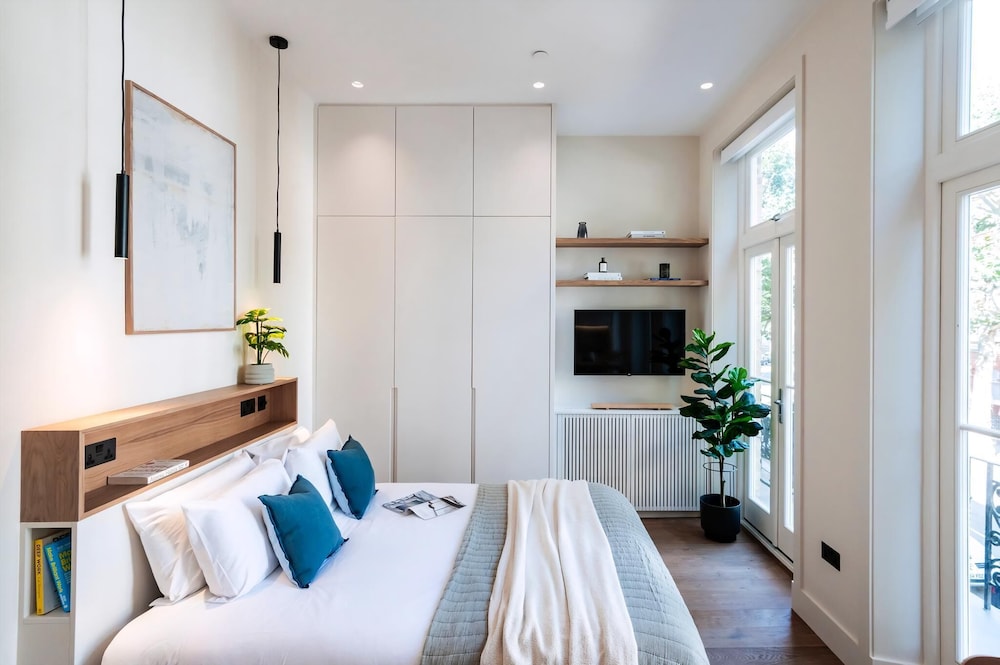 Stunning Studio Apartment, Moments From Earls Court Station