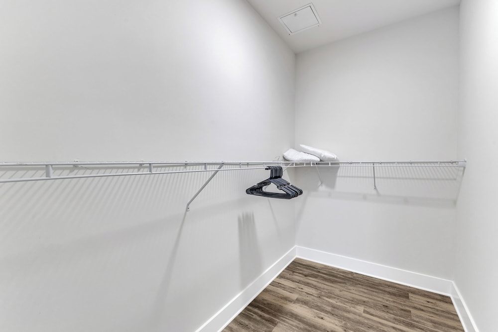 Luxe 3BR Suite Mins to Downtown Durham