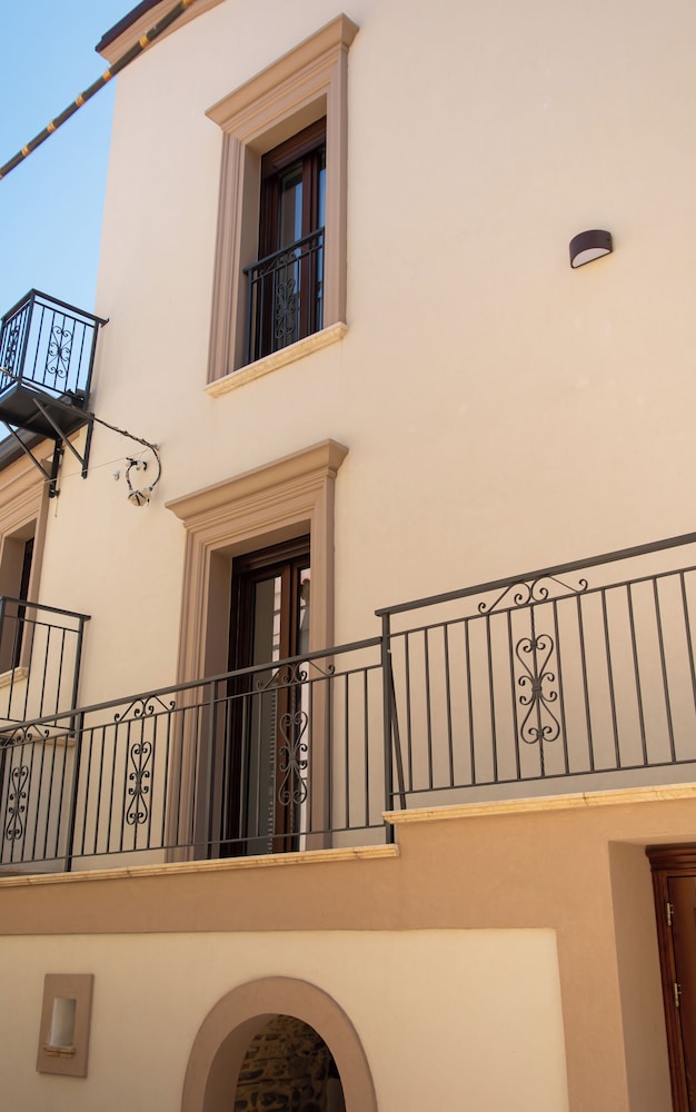 PALAZZO FIORENTINI CHARME HOTEL