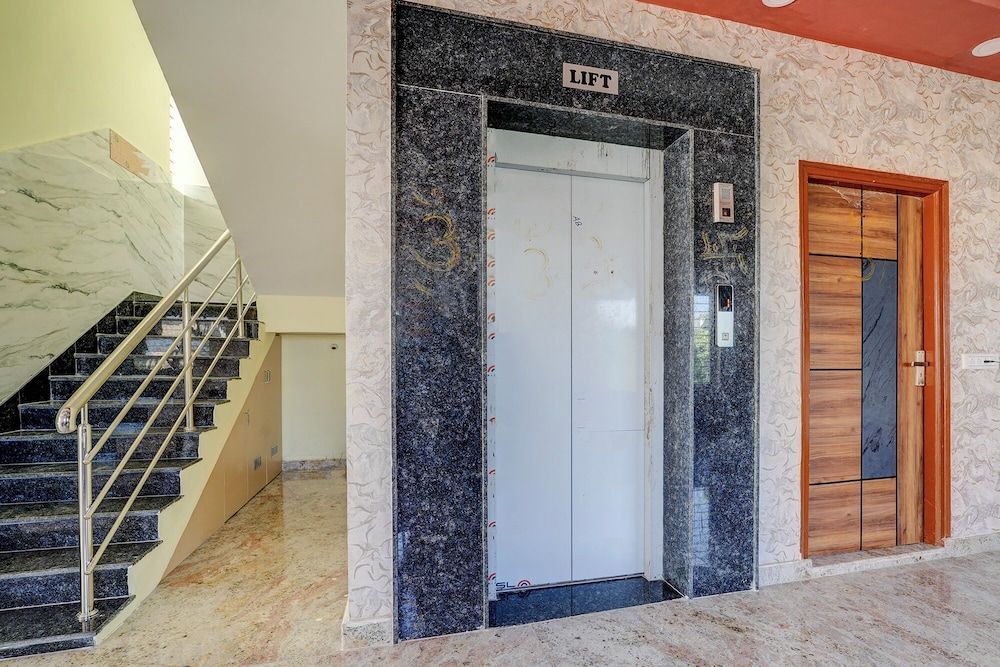 Fabhotel Aero Nest