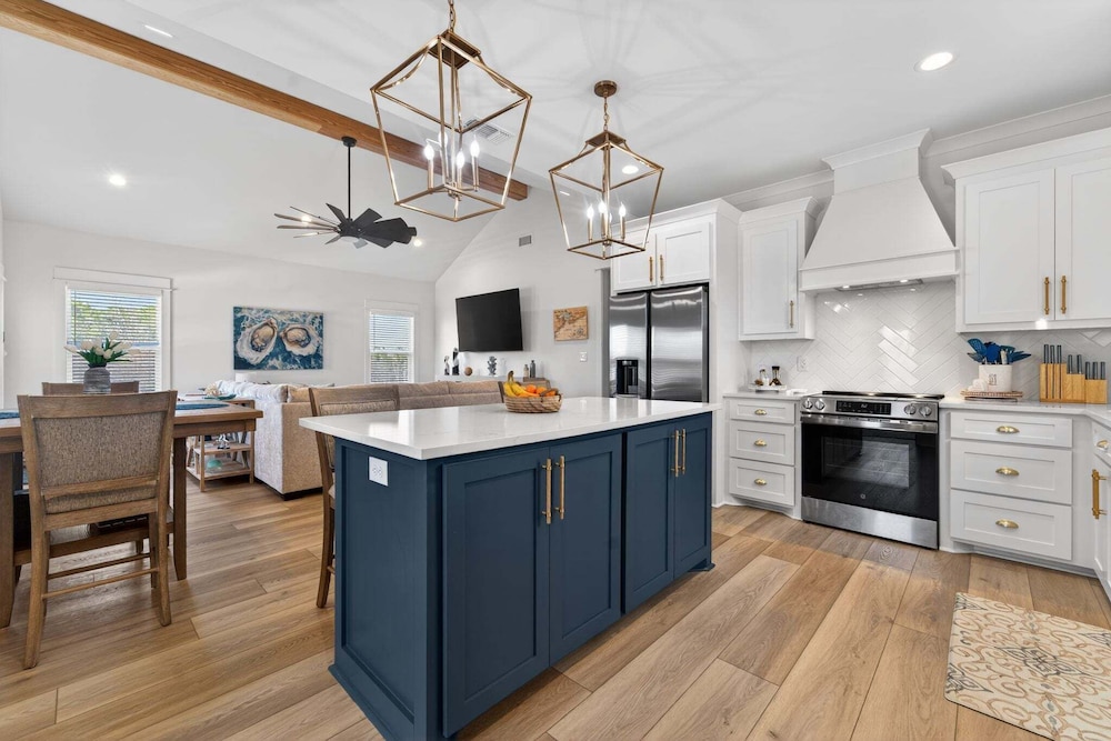Bayou Bay Breeze 4 Bedroom Home
