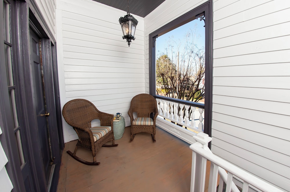 The Aerie Bed and Breakfast