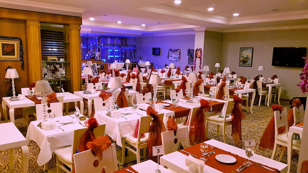 The Green Park Merter - Image 7