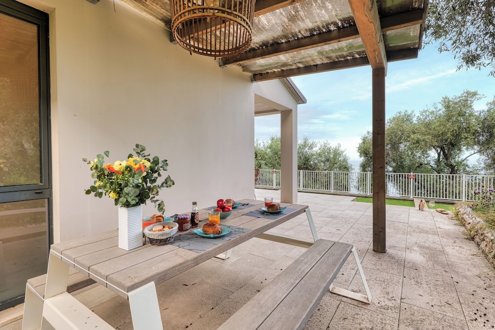 Holiday Resort Balzi Rossi