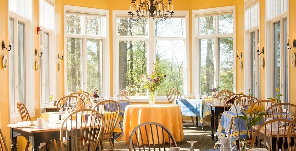 Stone Hill Inn