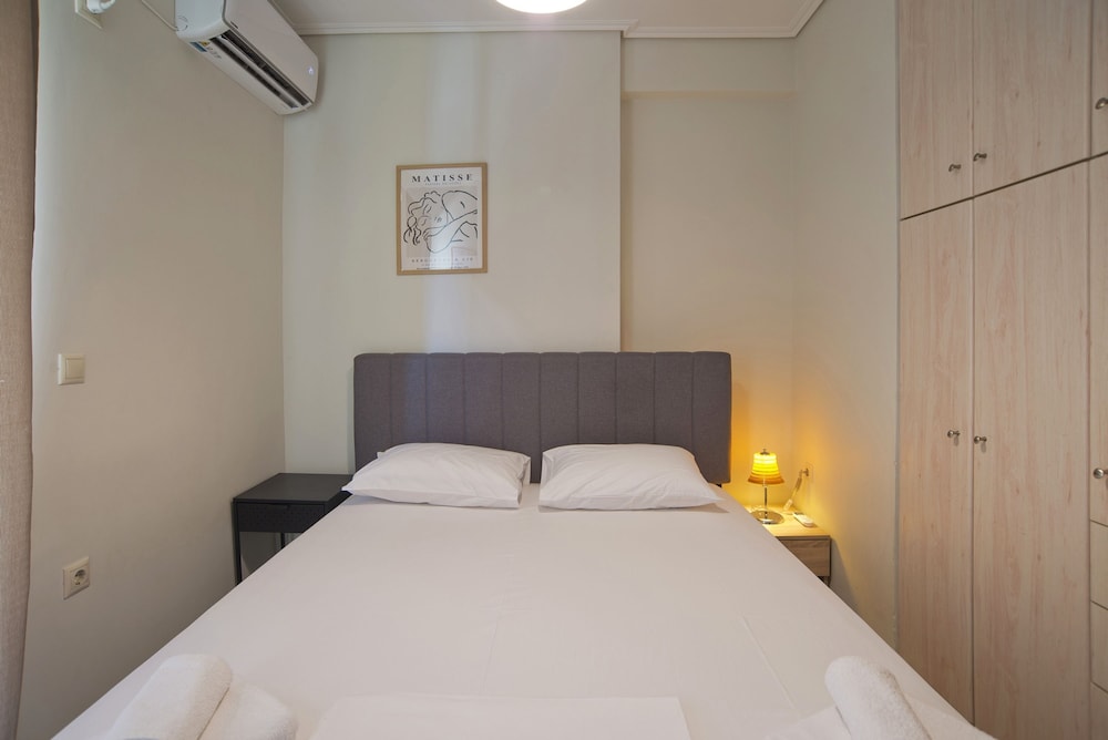 Filoxenia With 1 Bedrooms and 1 Bathrooms