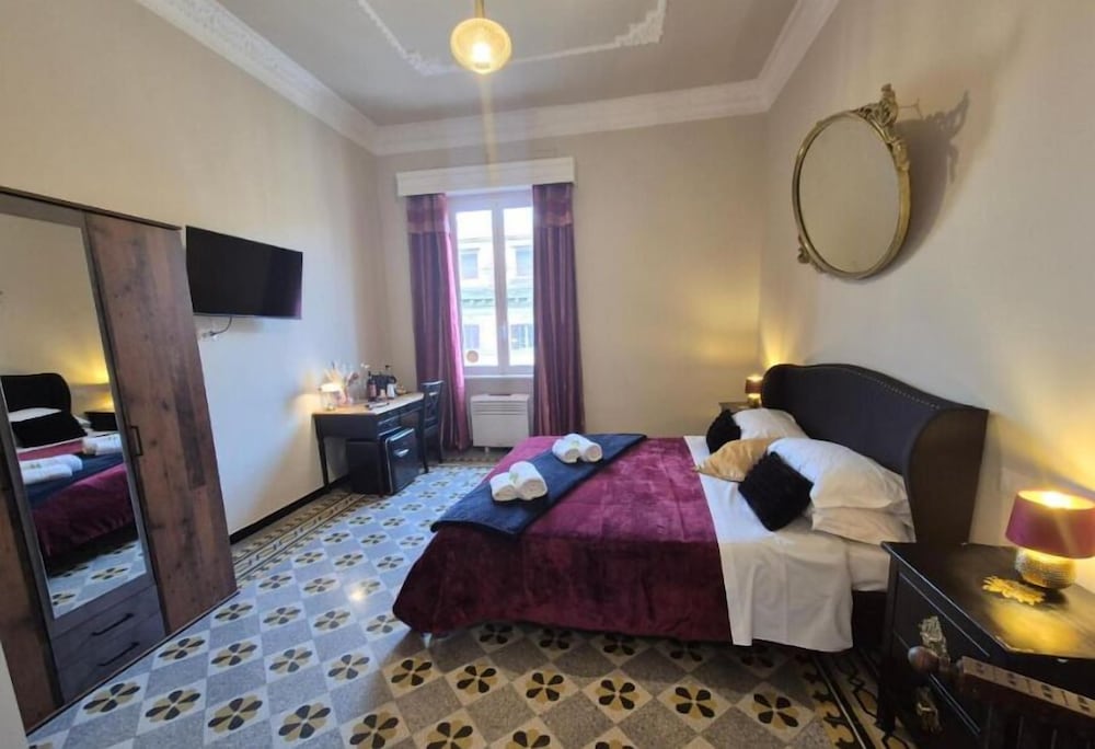 HEBE Eternity Rooms