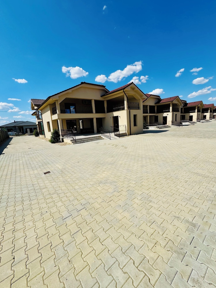 Roua Residence