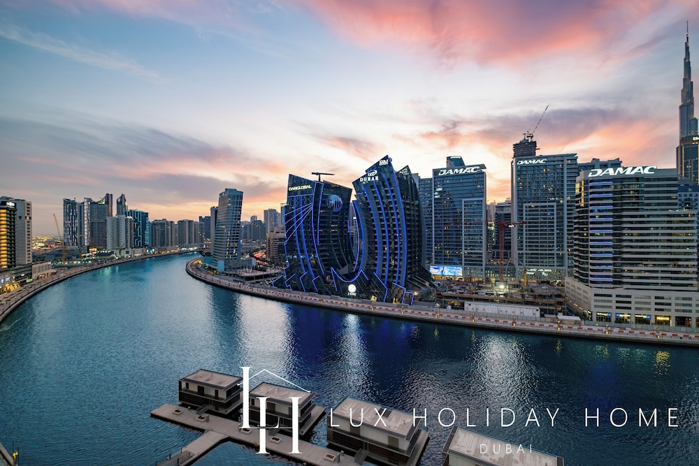 LUX The Modern Binghatti Canal Suite 3