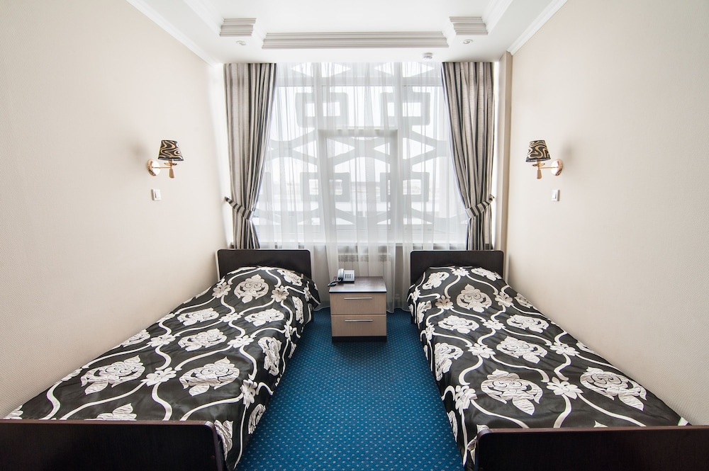 Express hotel & hostel