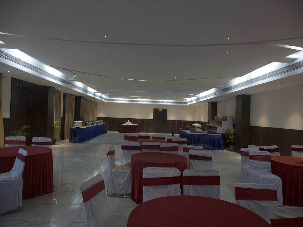 meeting & event spaces