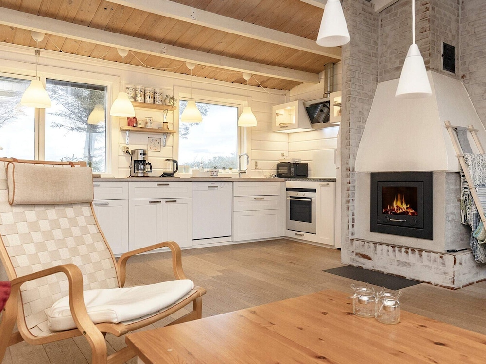 10 Person Holiday Home in Lokken view 4