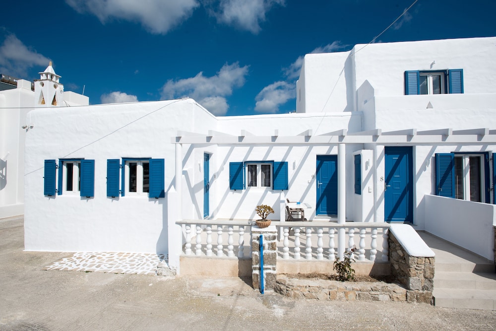Marina Blue Ornos